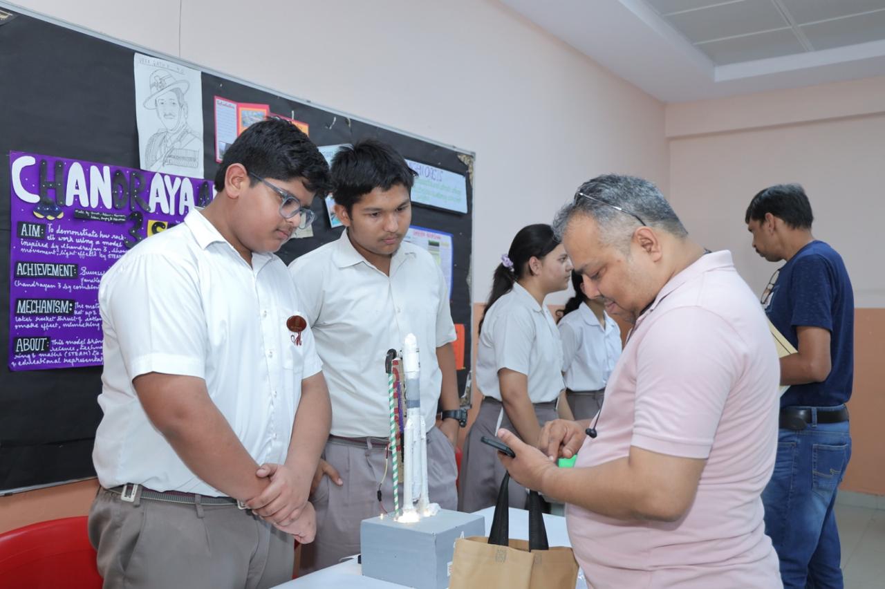 STEAM Spectacle: Fostering Future Innovators 